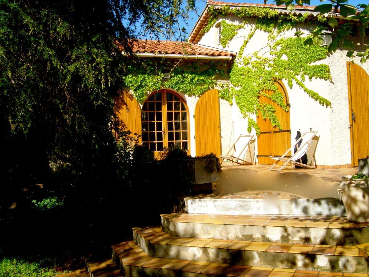 Villa Roka Сикс-Фор-ле-Плаж Екстериор снимка