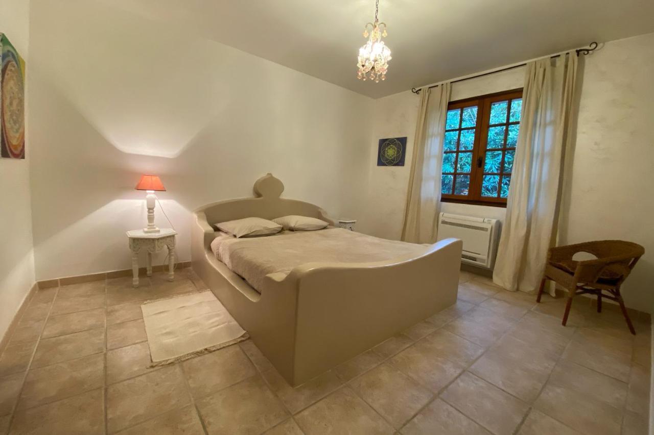 Villa Roka Сикс-Фор-ле-Плаж Екстериор снимка